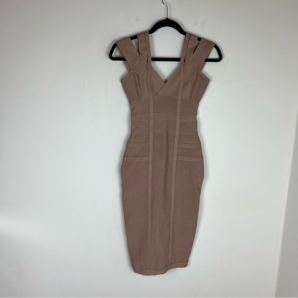 House Of CB Mimi Taupe Off Shoulder Bandage Dress XS Tan Nude - Picture 3 of 8